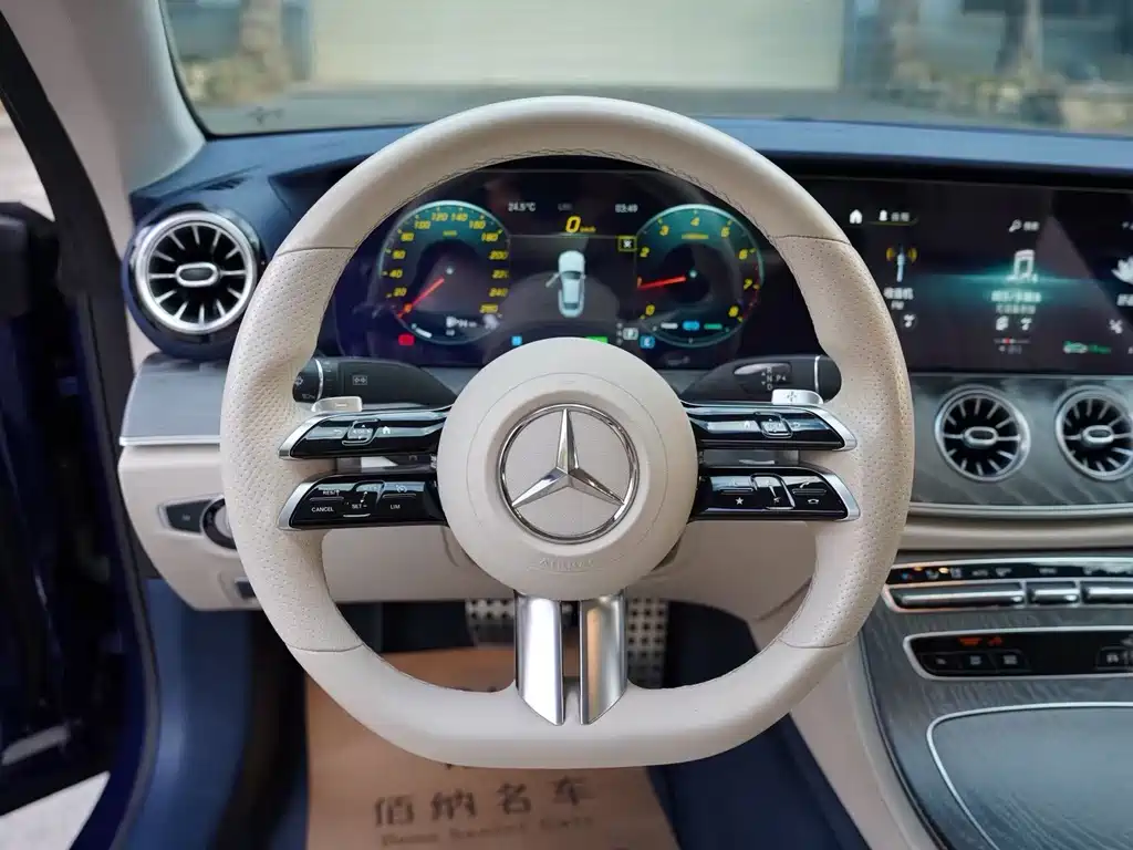 MERCEDES-BENZ E CLASS