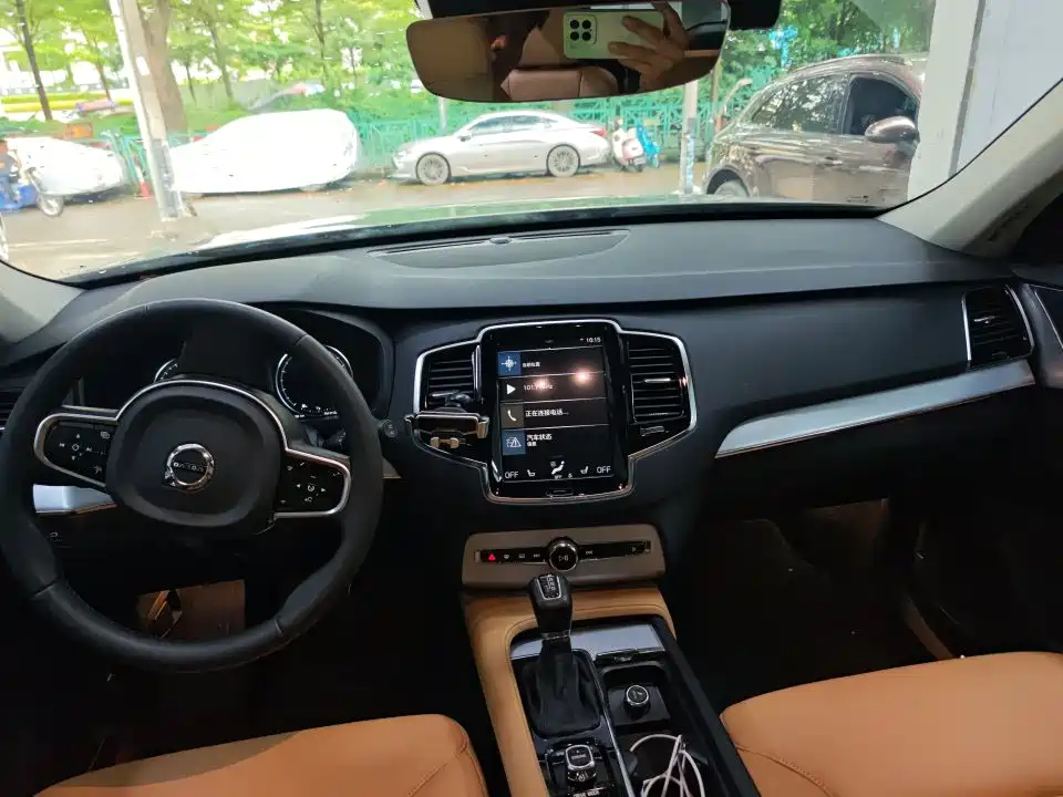 Volvo XC90 — миниатюра 6