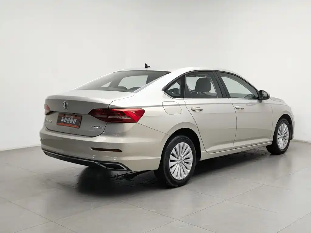 Volkswagen Lavida — миниатюра 2