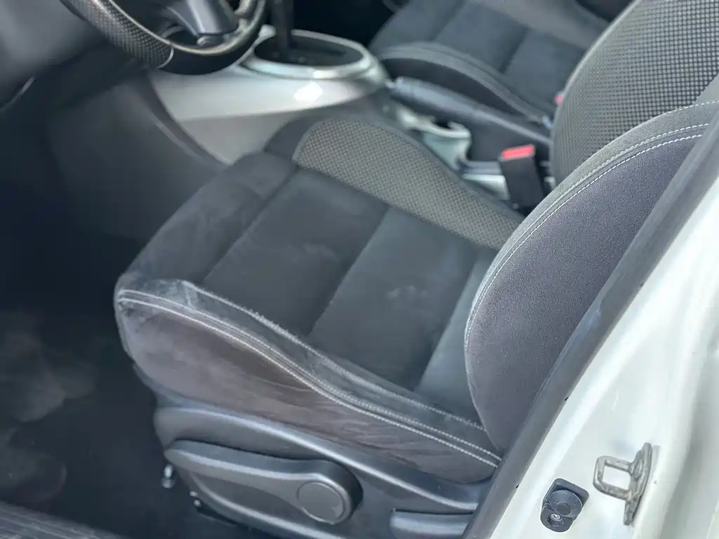 Infiniti ESQ — миниатюра 5