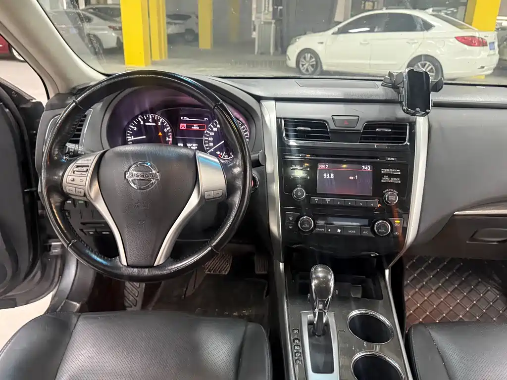 Nissan Teana — миниатюра 9