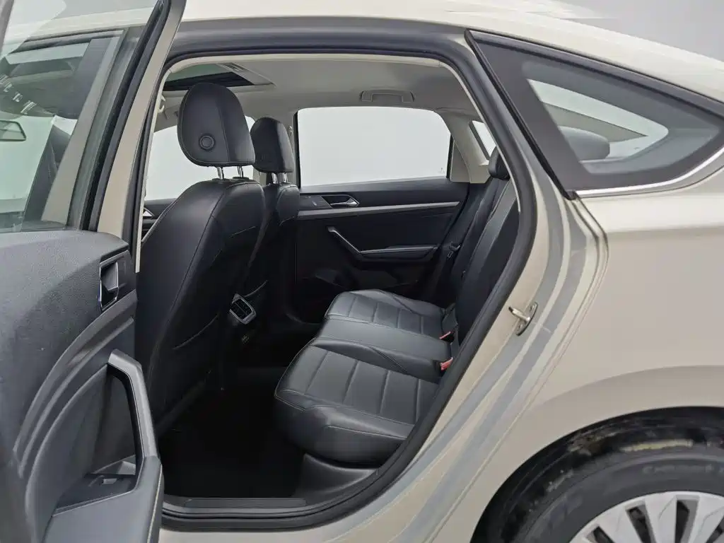 Volkswagen Lavida — миниатюра 15