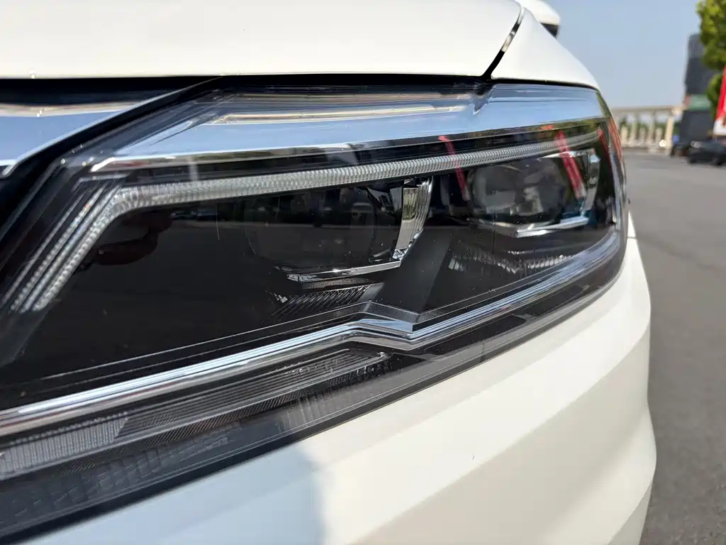 Volkswagen Lavida 2018 1.5L AT Comfort V