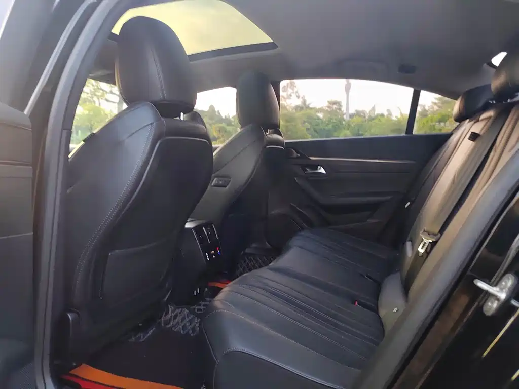 Peugeot 508 — миниатюра 12