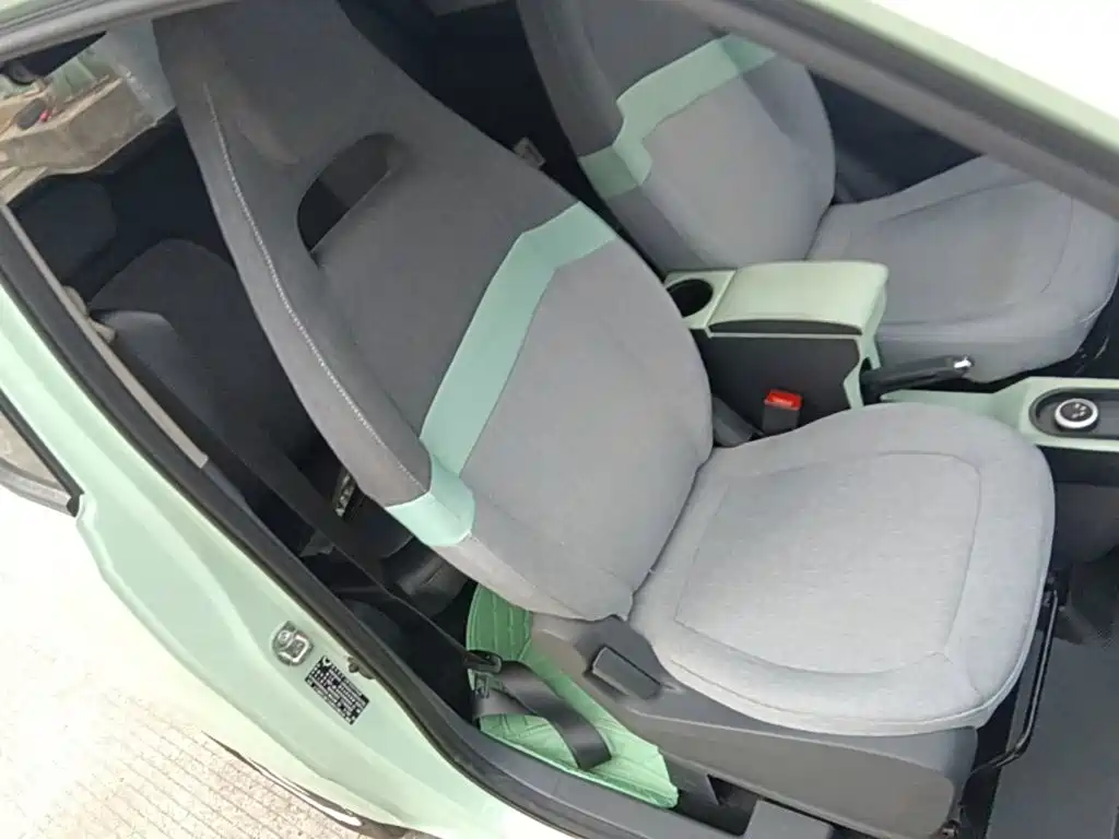 Wuling MINIEV — миниатюра 25
