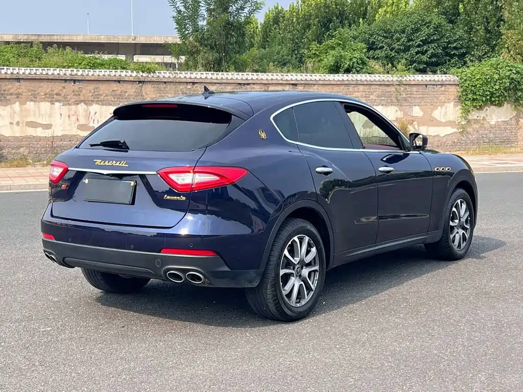 Maserati Levante — миниатюра 7
