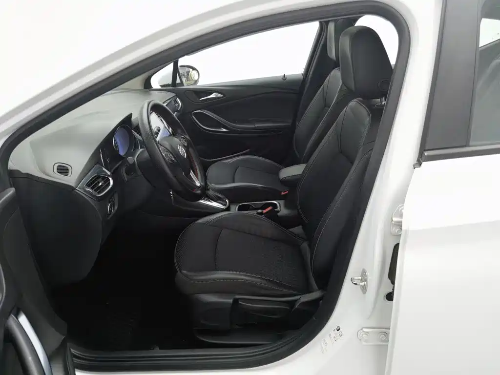 Buick Verano — миниатюра 10