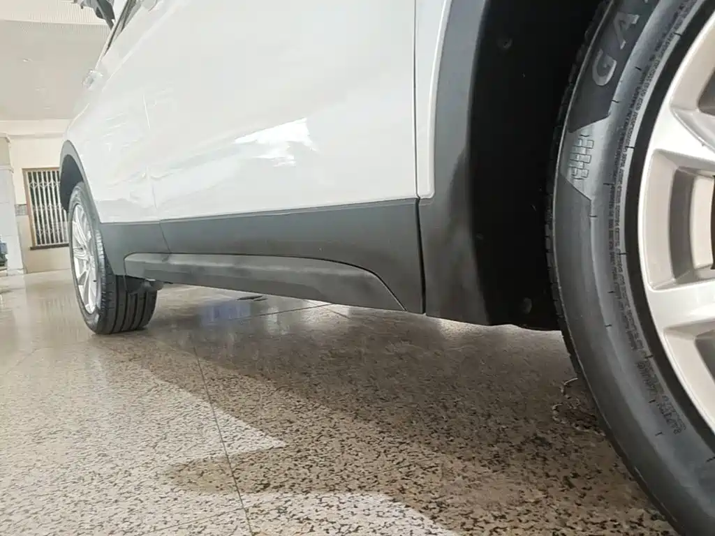 Cadillac XT4 — миниатюра 21