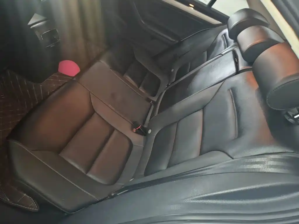 Volkswagen Sagitar — миниатюра 17