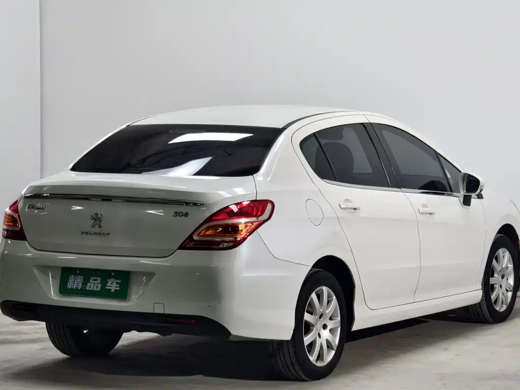 Peugeot 308 — миниатюра 4