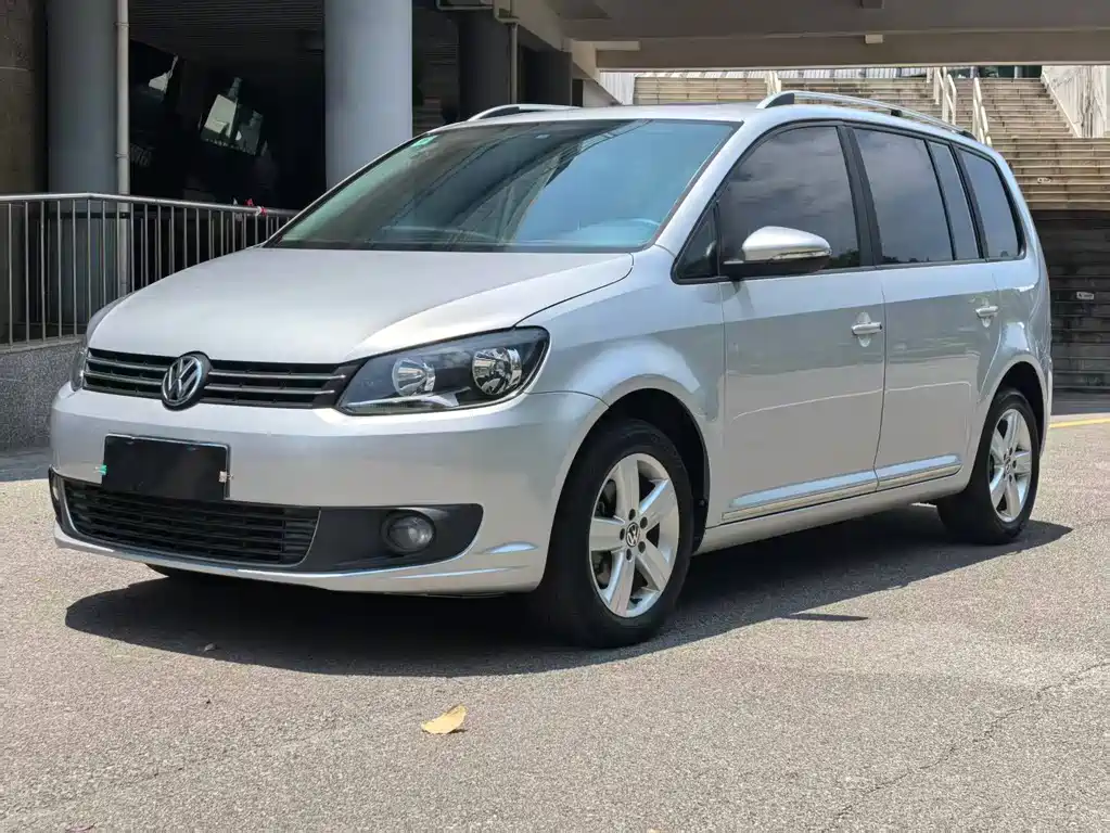 Купить Volkswagen Touran