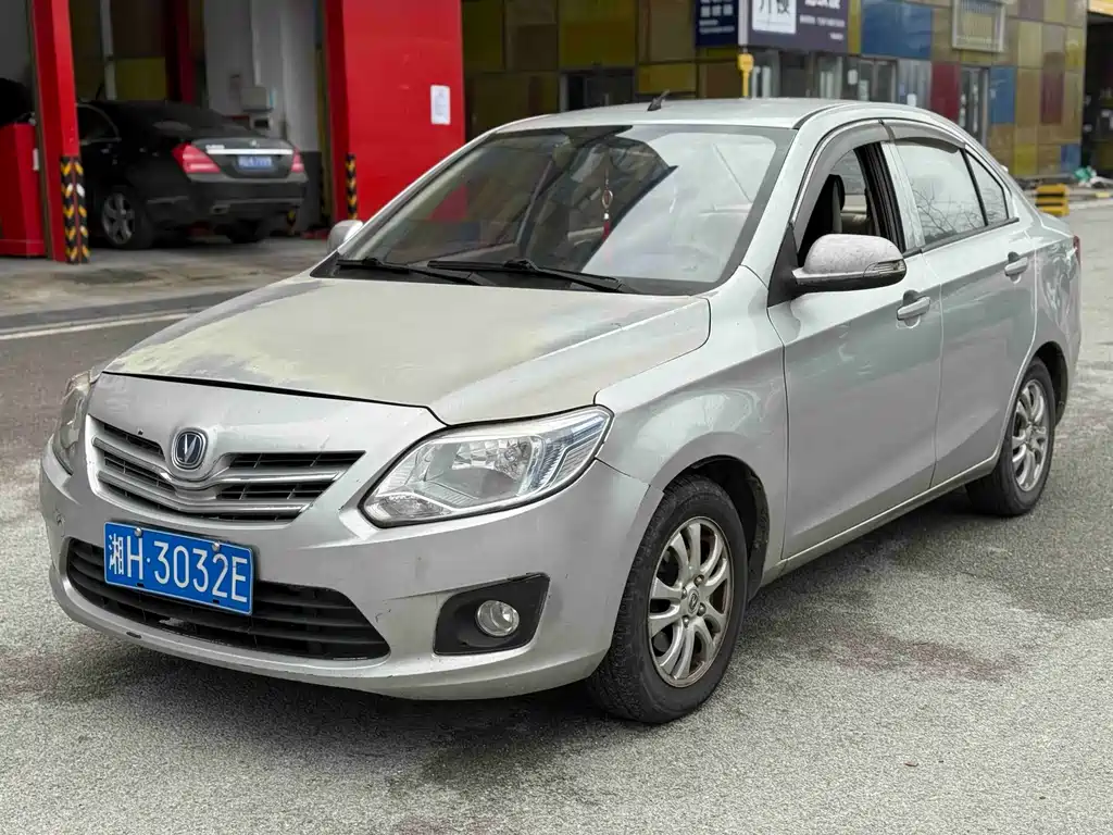 Changan V3 2014