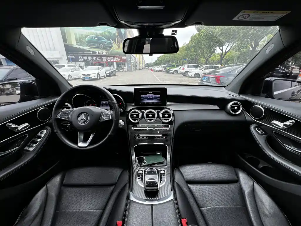 Mercedes-Benz GLC — миниатюра 10