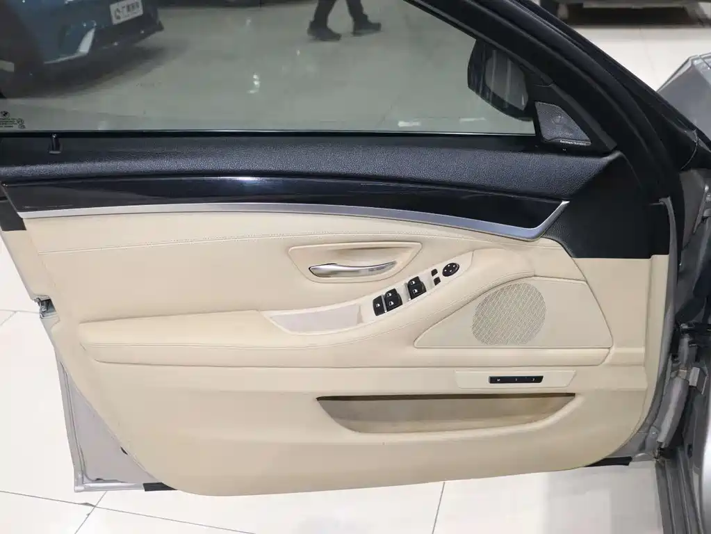 BMW 5 Series 5 2014 520Li Elegant