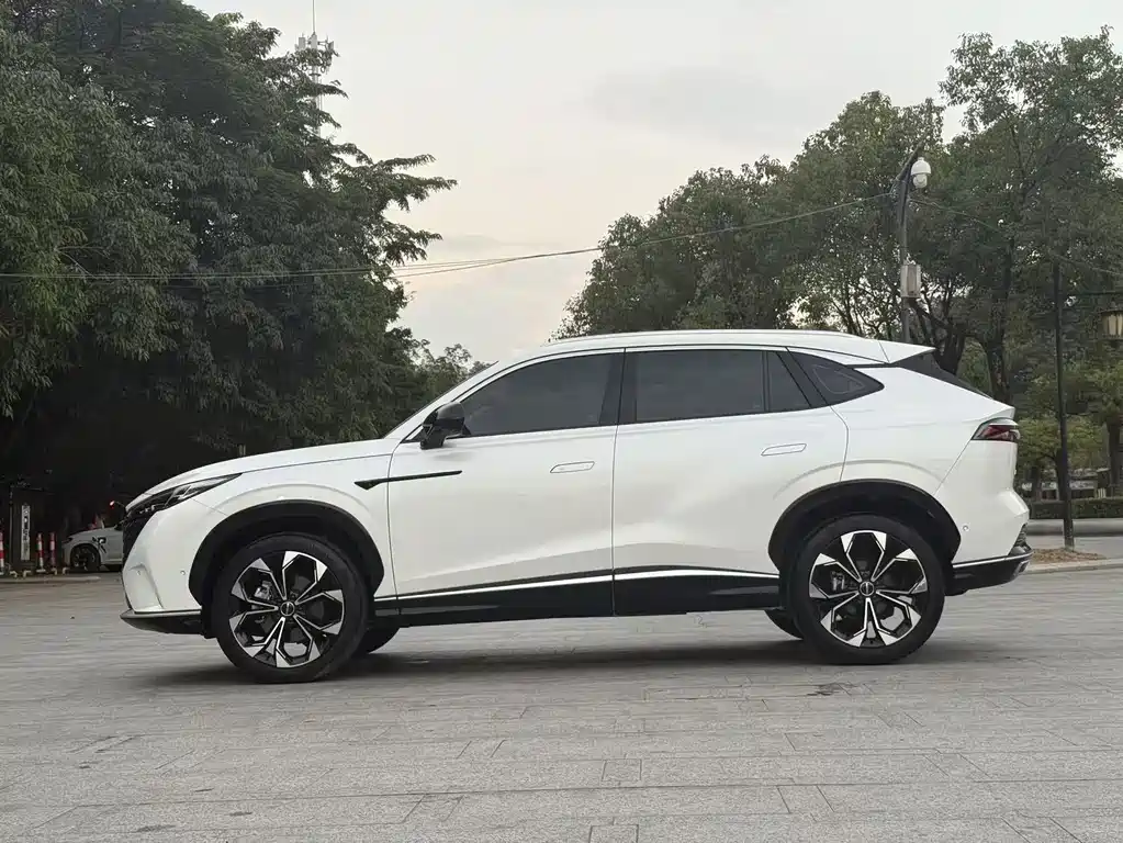 ROEWE RX5