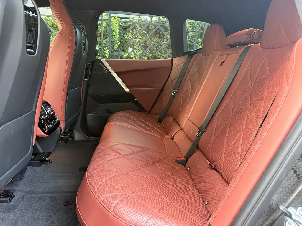 BMW iX M60 — миниатюра 8