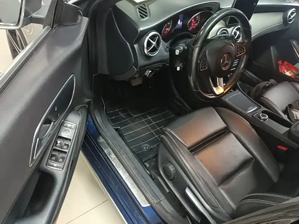 Mercedes-Benz CLA (Import) — миниатюра 16