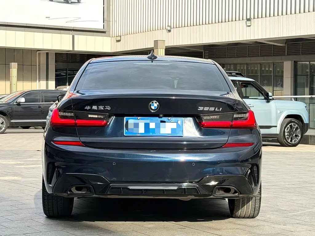 BMW 3 Series — миниатюра 7