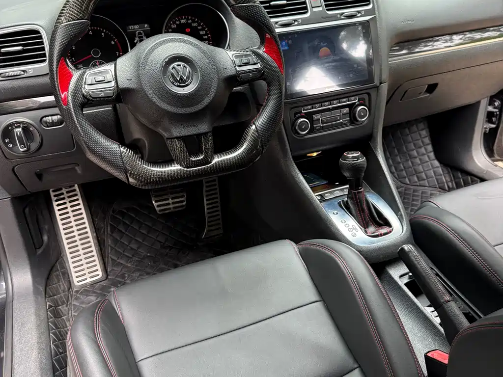 Volkswagen Golf GTI GTI 2010 2.0TSI GTI