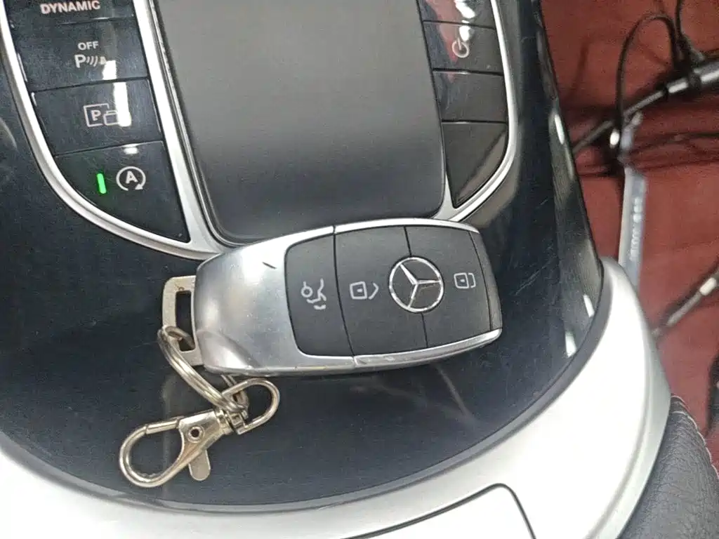 Mercedes-Benz C-Class — миниатюра 9