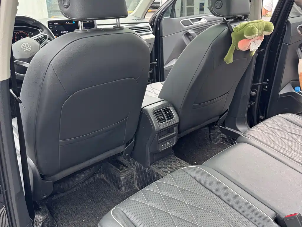 Volkswagen Tiguan L — миниатюра 9