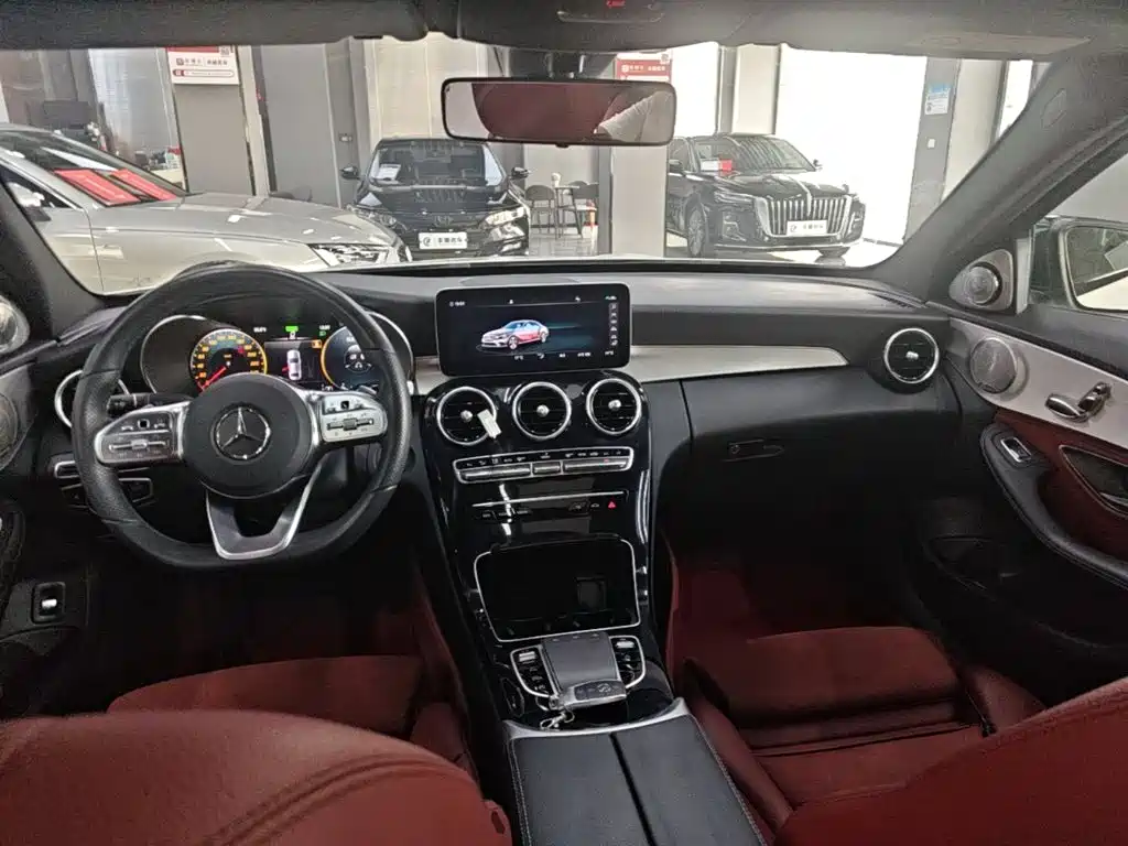 Mercedes-Benz C-Class — миниатюра 10