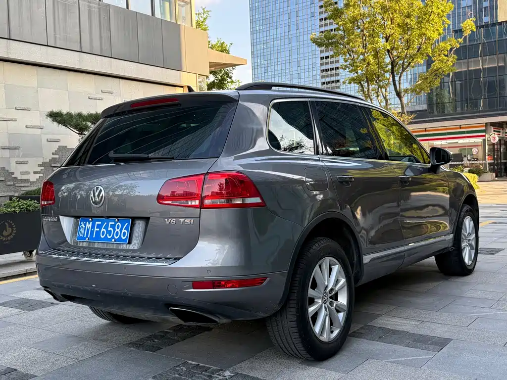 Volkswagen Touareg — миниатюра 4