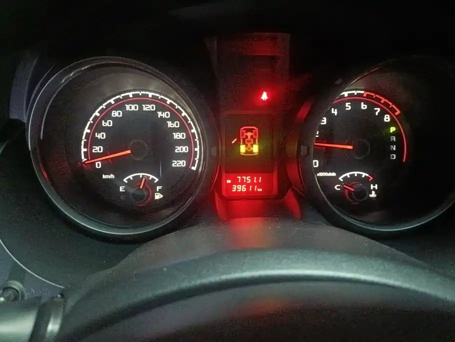 Mitsubishi Pajero (Import) — миниатюра 14