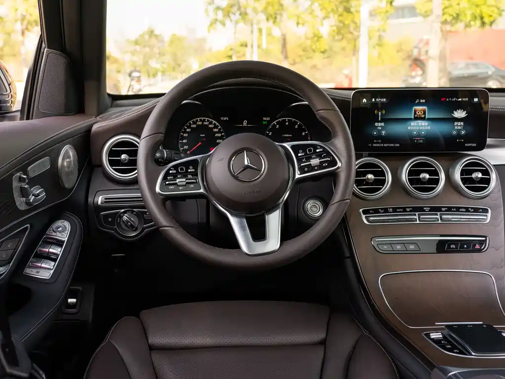 Mercedes-Benz GLC 2022 GLC 300 L 4MATIC
