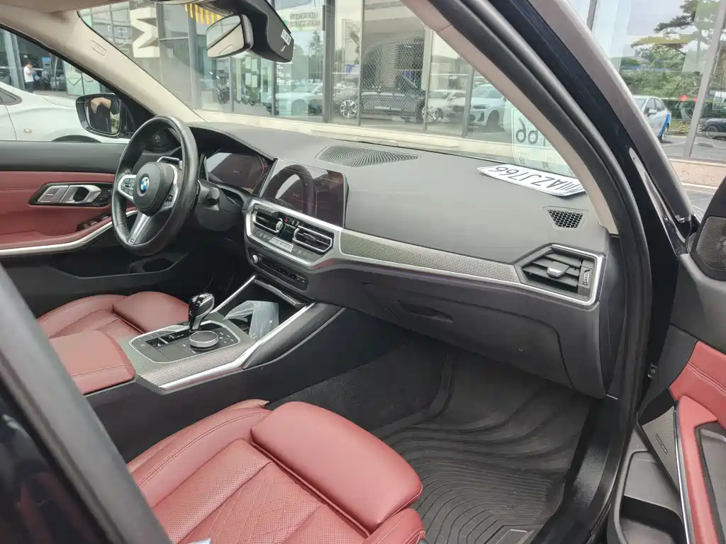 BMW 3 Series 3 2022 330i M Sport