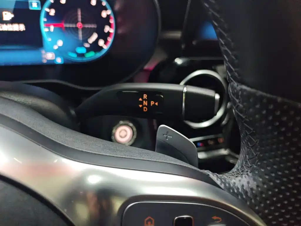 Mercedes-Benz C-Class — миниатюра 10