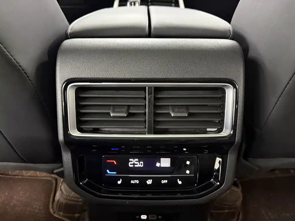 Volkswagen Teramont — миниатюра 16