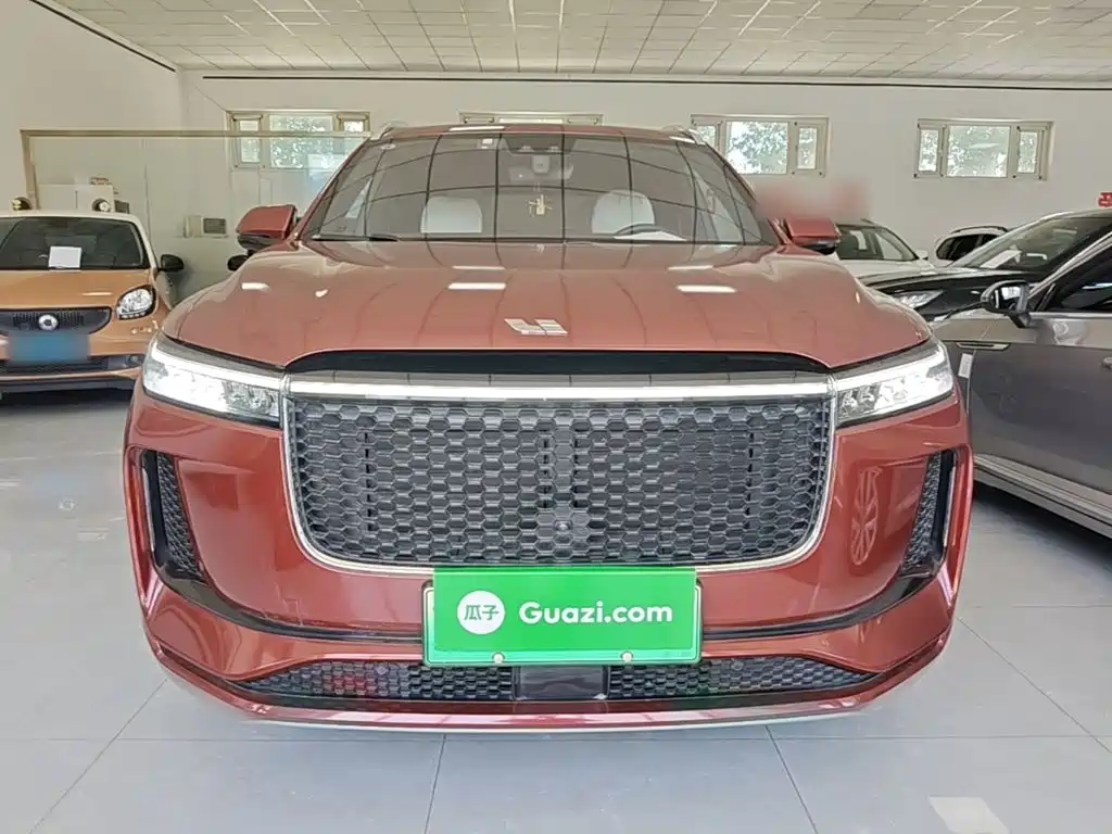 Li Auto ONE 2020 6 мест