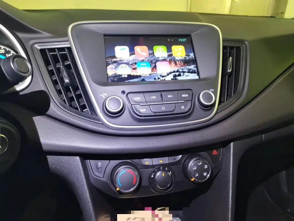 Chevrolet Cavalier — миниатюра 14
