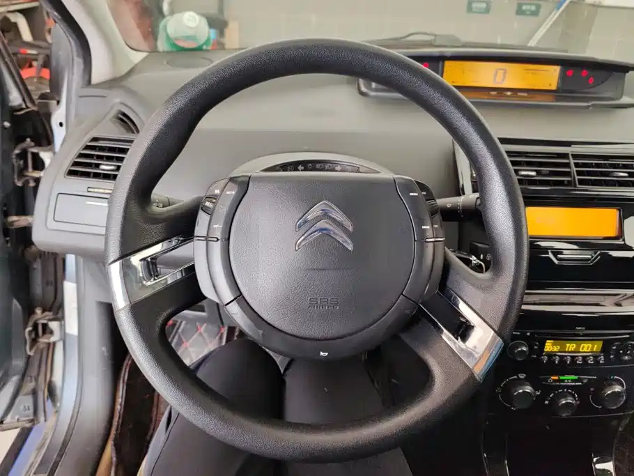 Citroen C-Quatre — миниатюра 15