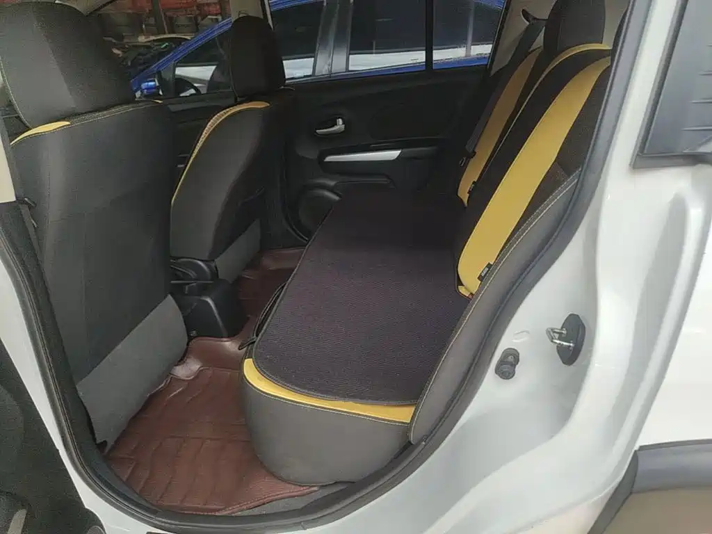 Venucia R50X — миниатюра 17