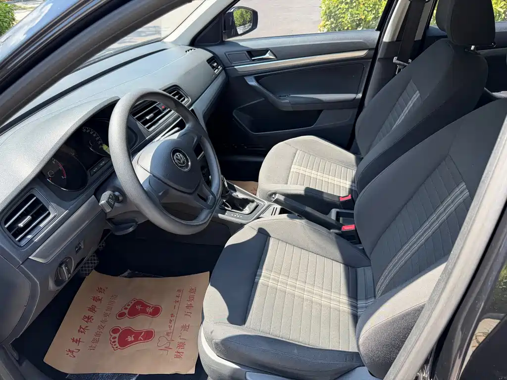 Volkswagen Lavida — миниатюра 7