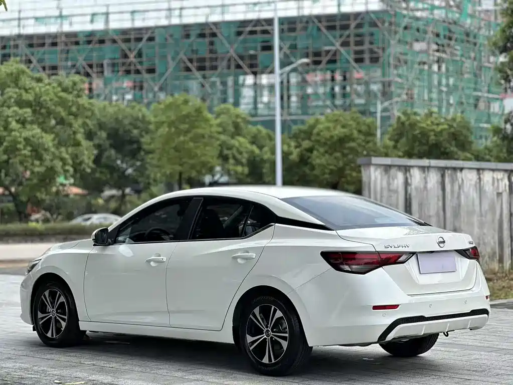 Nissan Sylphy — миниатюра 7