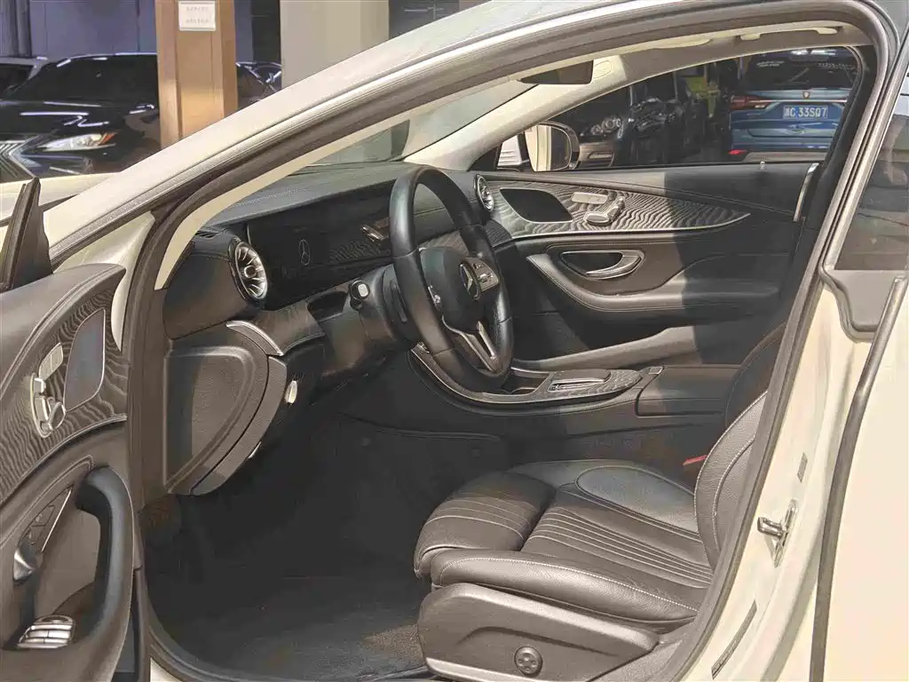 Mercedes-Benz CLS — миниатюра 6