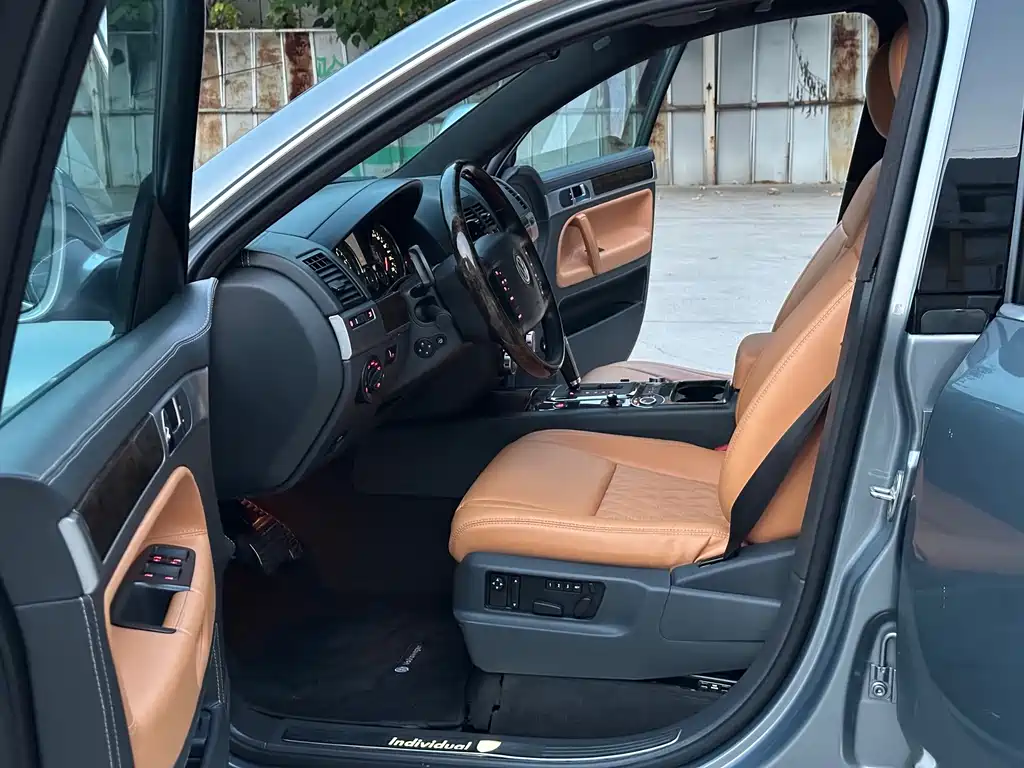 Volkswagen Touareg — миниатюра 8