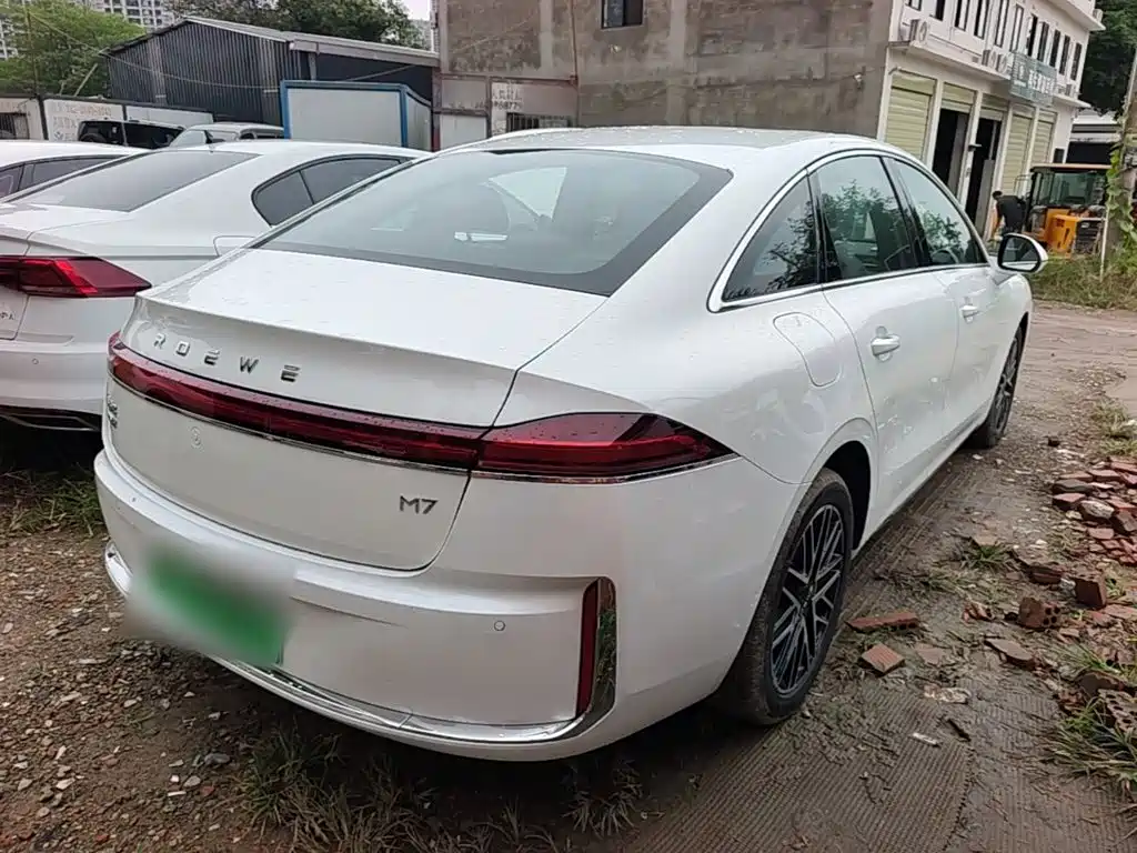 Roewe M7 DMH — миниатюра 5