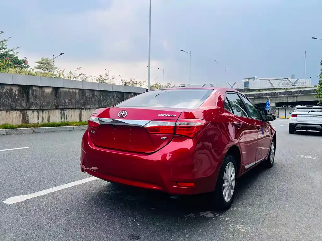 Toyota Corolla — миниатюра 14