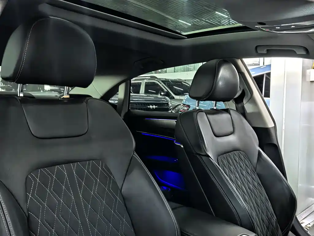 Audi A7L — миниатюра 5
