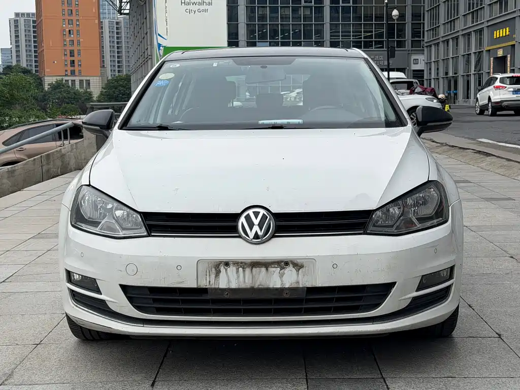 Volkswagen Golf 2017 1.6L AT Comfort