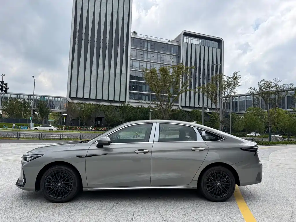 Chery Arrizo 8 — миниатюра 10