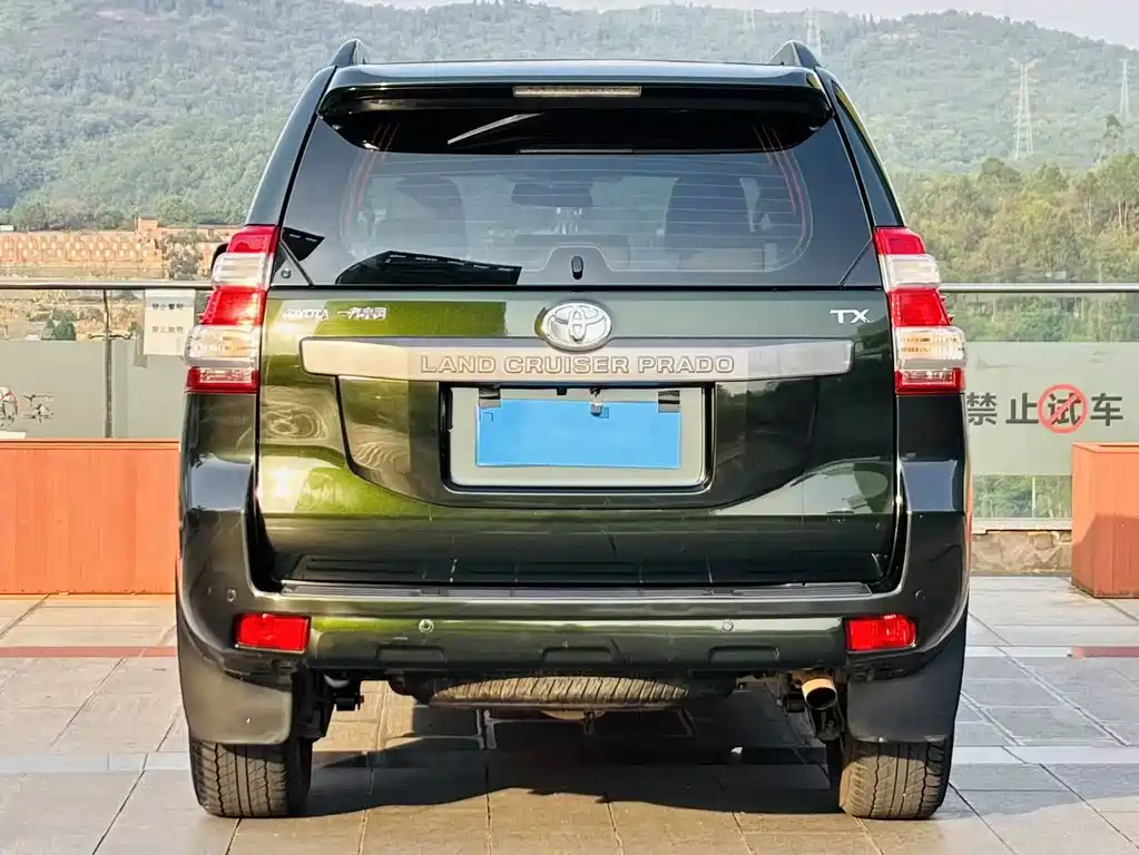 Toyota Land Cruiser Prado 2014 4.0L AT TX