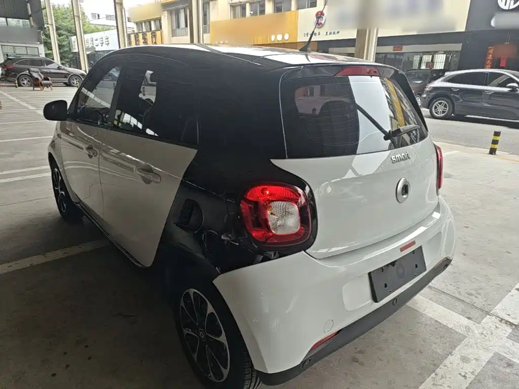 smart Smart Forfour — миниатюра 5