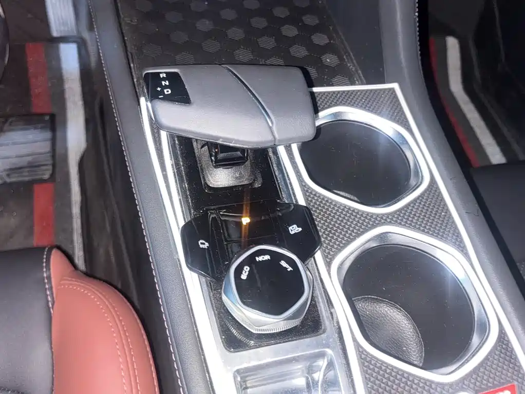 Changan Eado — миниатюра 9