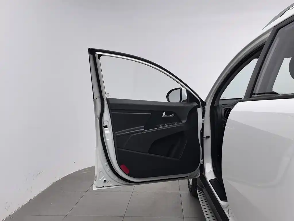 Kia Sportage — миниатюра 8