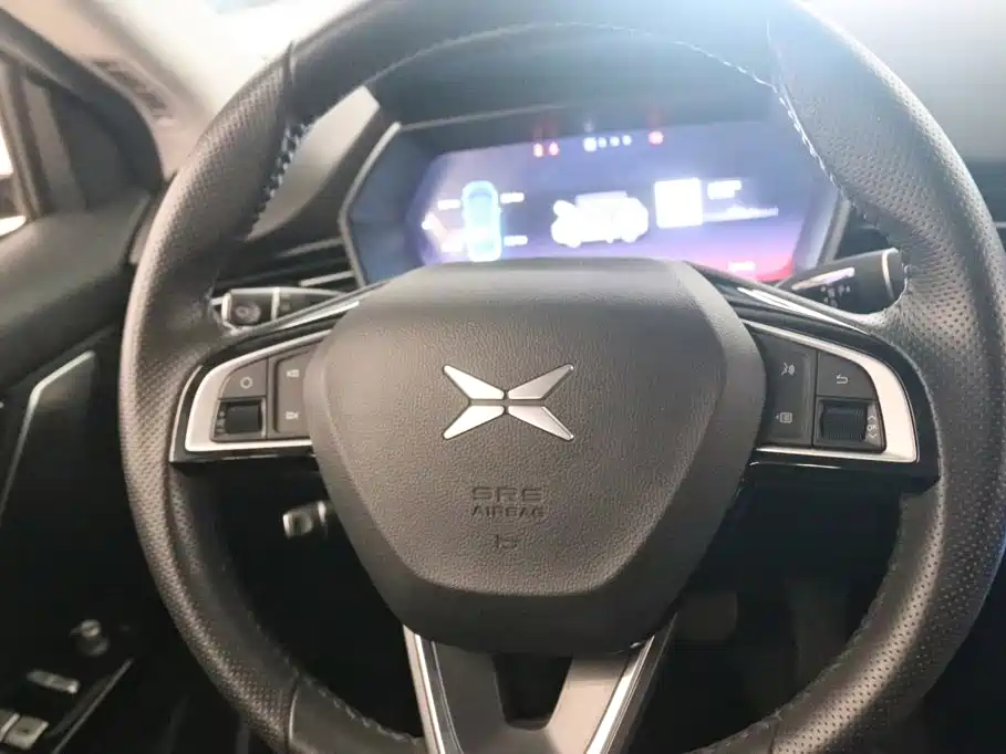 XPeng G3 — миниатюра 6